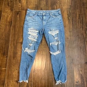 American Eagle Jeans : Size 14 - regular - next level stretch